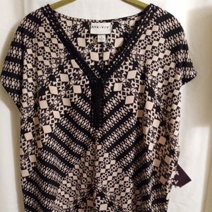 New Ava & Viv Black & Peach Tunic